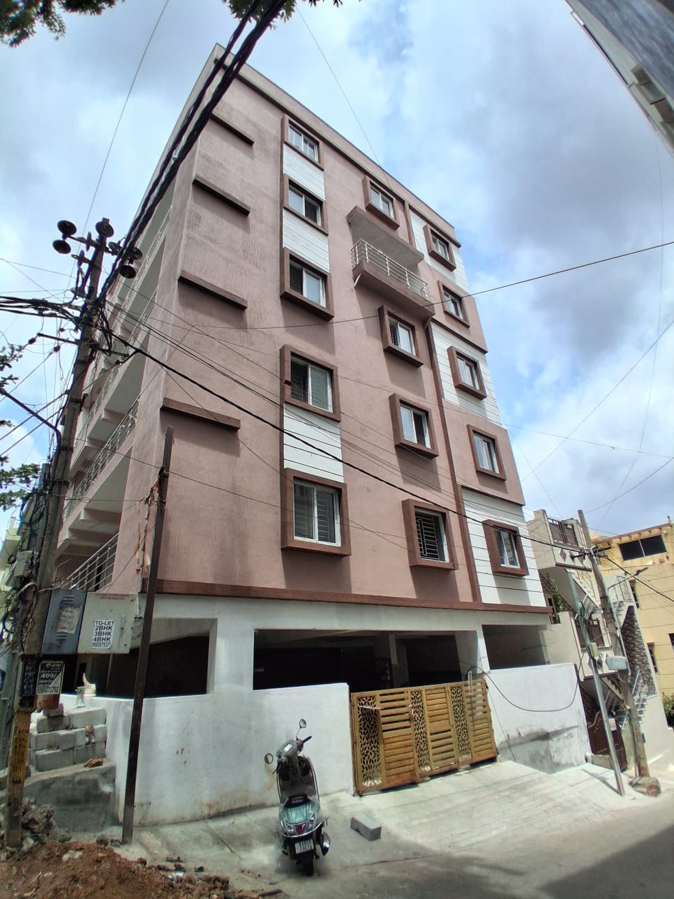 Sadhana Emerald luxury apartments Bengaluru by Serenique Ventures